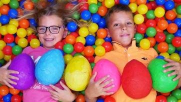 Learning Colors with Surprise Eggs and a LEGO Ball Pit!