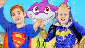 Baby Shark Remix: Dancing Superheroes and a Pirate Princess!