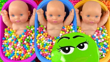 Color Learning Fun with Cute Baby Dolls
